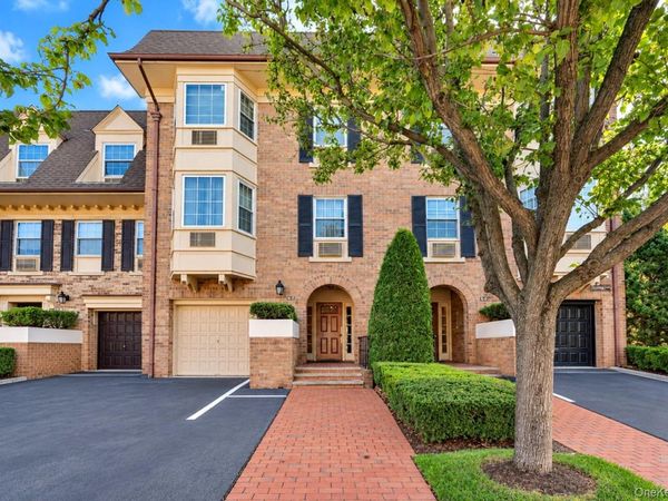 1307 Estates Lane , Unit 1636, Bayside, NY 11360