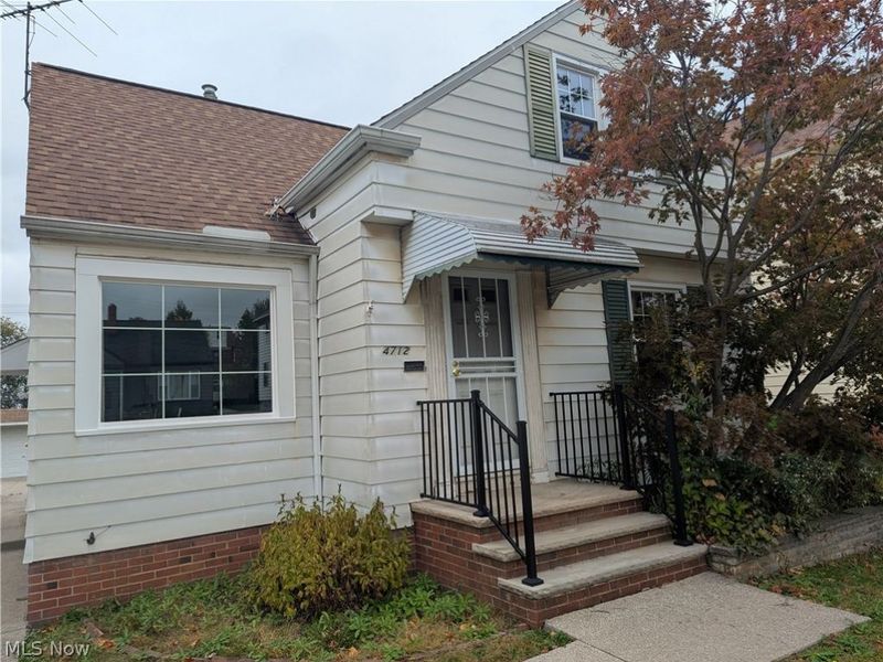 4712 E 93rd Street, Garfield Heights, OH 44125 Photo 2