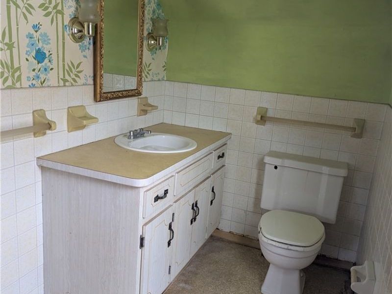 4712 E 93rd Street, Garfield Heights, OH 44125 Photo 27