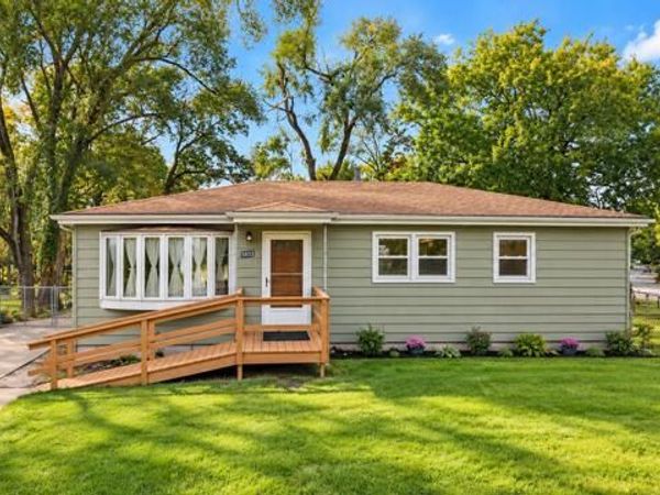 5883 Newport Avenue, Portage, IN 46368