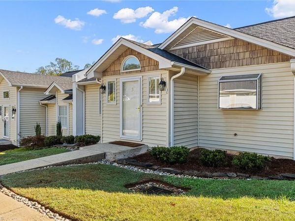 120 Greenbriar Street , Unit 3, Mount Airy, NC 27030