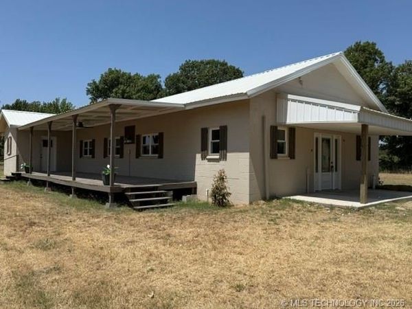 12025 N 160 Road , Okmulgee, OK 74447