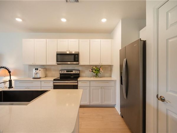 15480 Wildflower CIR, NAPLES, FL 34119