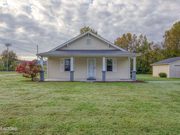 9134 Strawberry Plains Pike, Knoxville, TN 37924