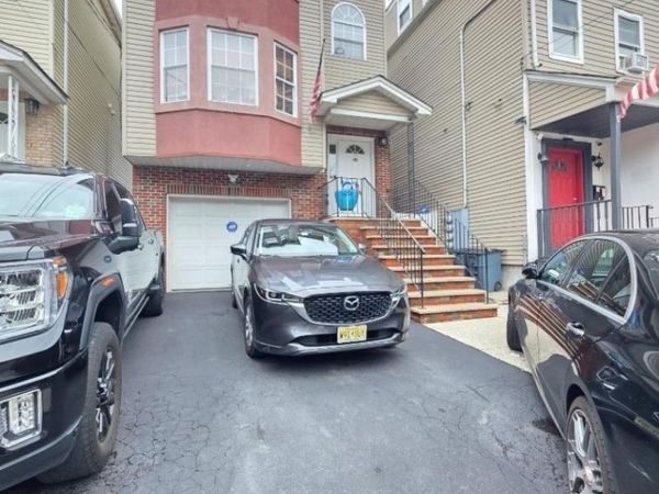 454 Marshall St, Elizabeth, NJ 07206