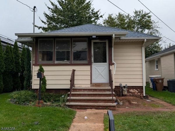 215 Madison St, Linden, NJ 07036