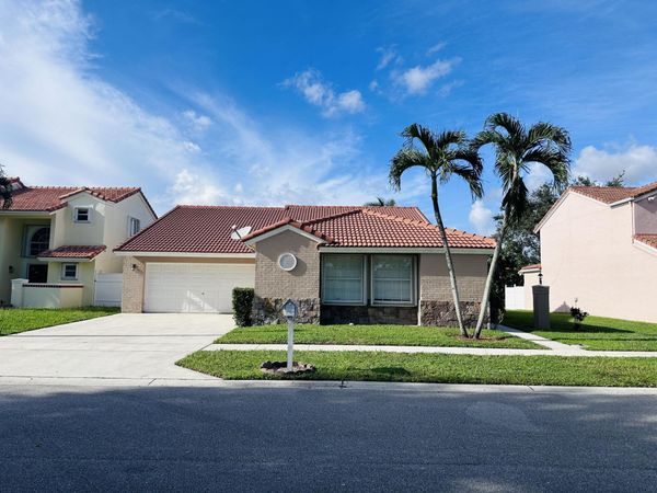 10807 PALM SPRING Drive, Boca Raton, FL 33428