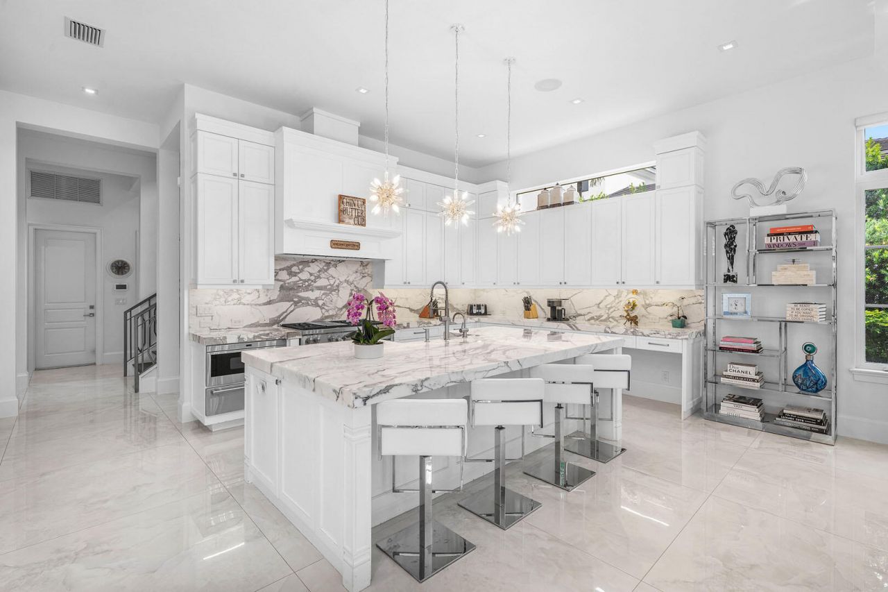 2296 Acorn Palm Road, Boca Raton, FL 33432 Photo