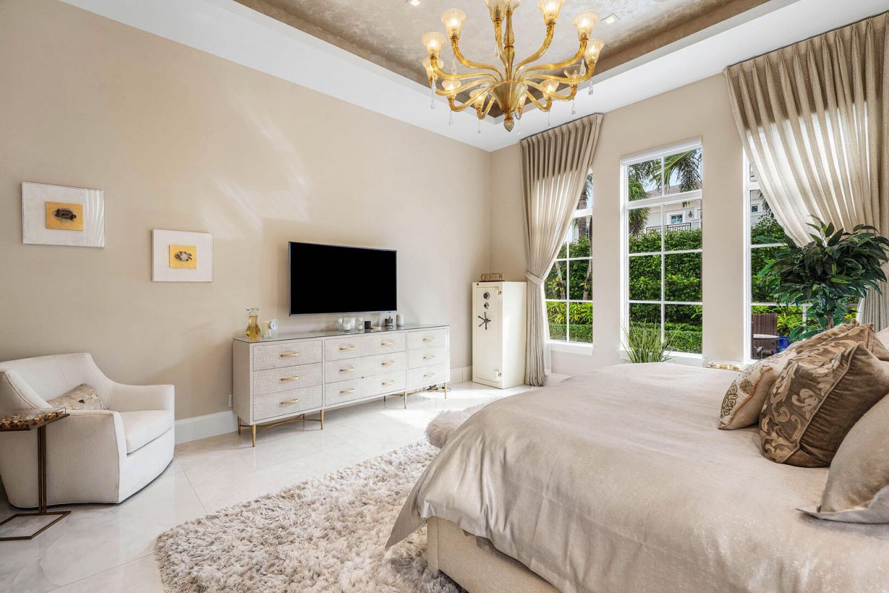 2296 Acorn Palm Road, Boca Raton, FL 33432 Photo