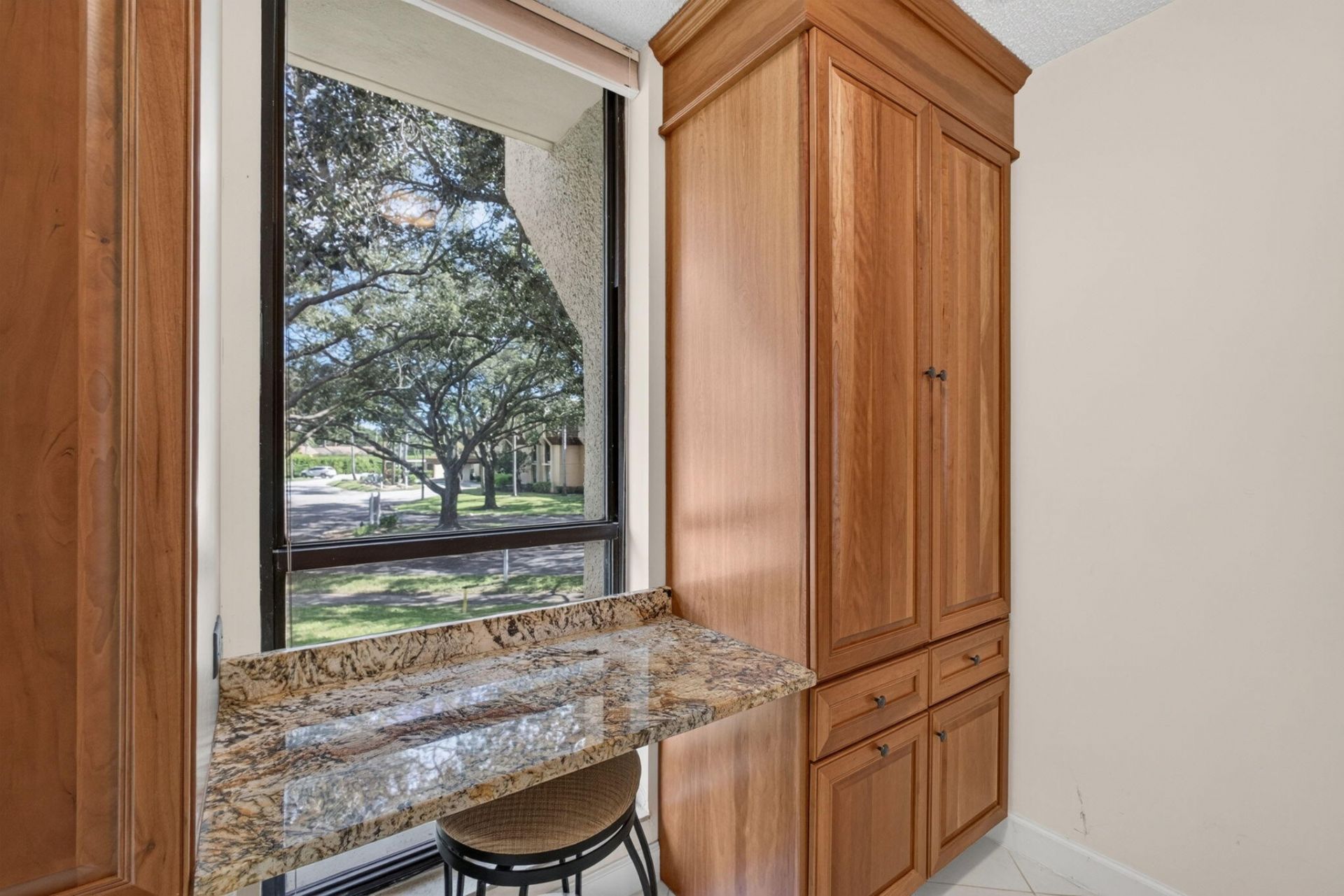 5344 Woodland Lakes Drive, Unit 225, Palm Beach Gardens, FL 33418 Photo