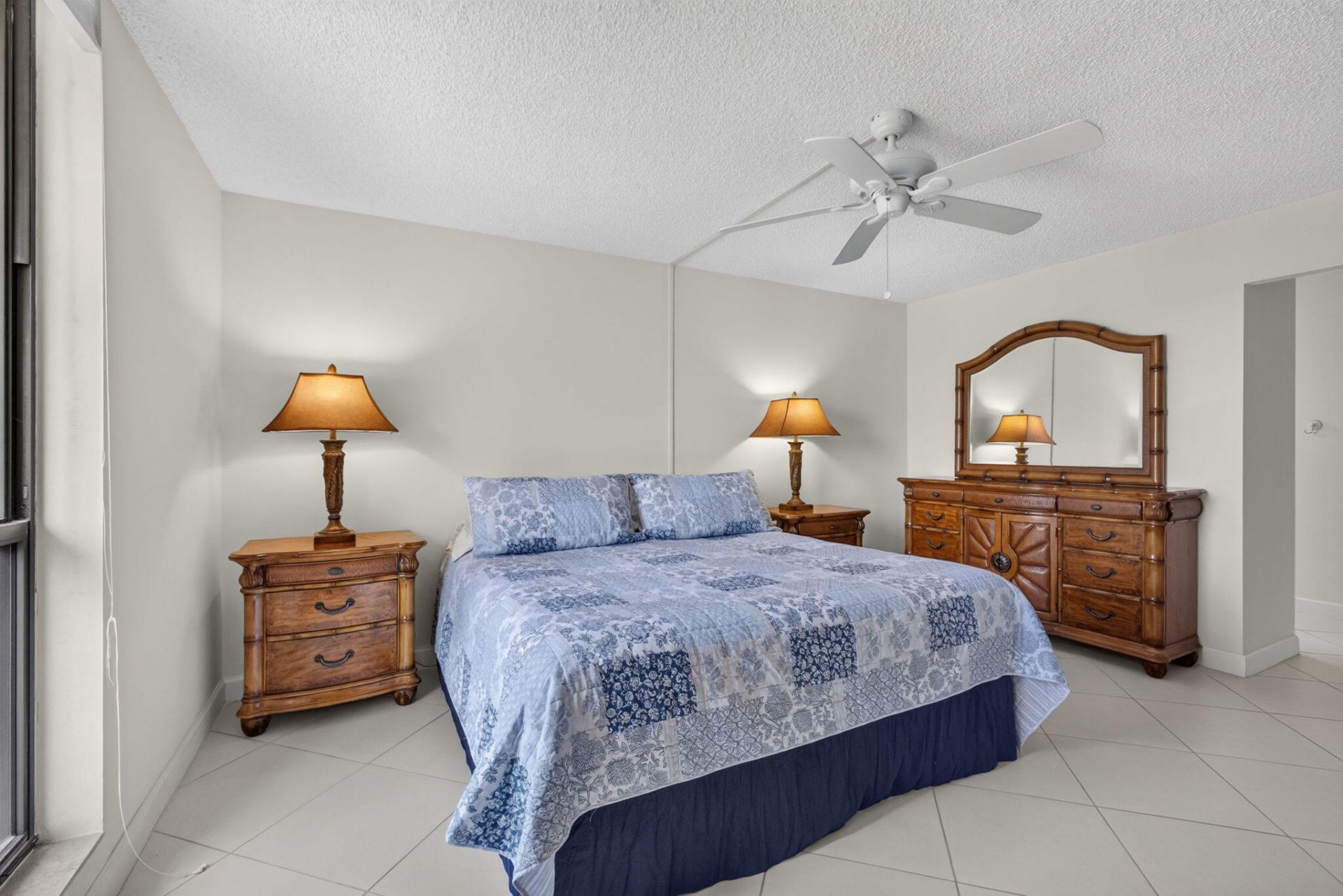 5344 Woodland Lakes Drive, Unit 225, Palm Beach Gardens, FL 33418 Photo