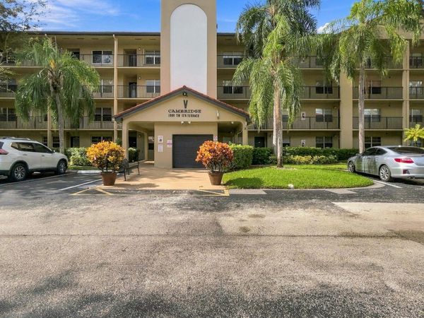 1000 SW 128th Terrace, Unit 410V, Pembroke Pines, FL 33027