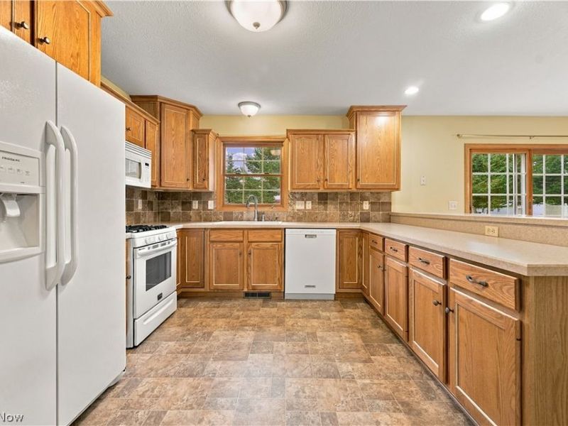 1126 Lanner Street NW, North Canton, OH 44720 Photo 12