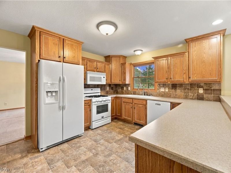 1126 Lanner Street NW, North Canton, OH 44720 Photo 13