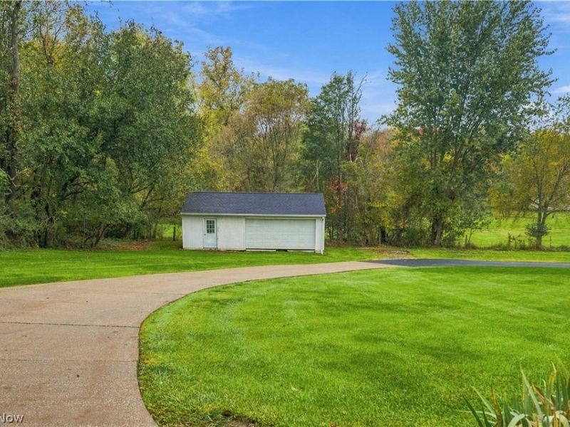 1126 Lanner Street NW, North Canton, OH 44720 Photo 7
