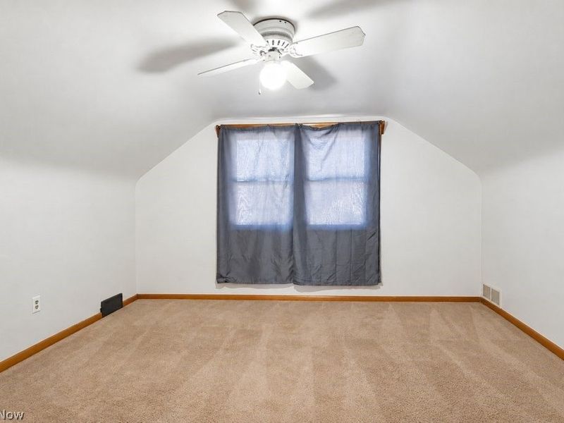 1718 Woodlawn Avenue NW, Canton, OH 44708 Photo 17