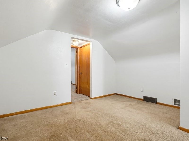 1718 Woodlawn Avenue NW, Canton, OH 44708 Photo 20