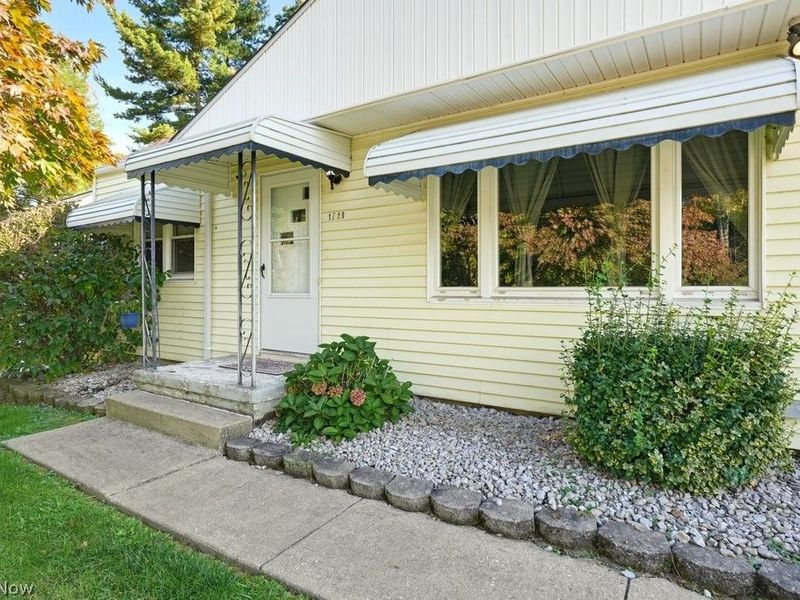 1718 Woodlawn Avenue NW, Canton, OH 44708 Photo 32
