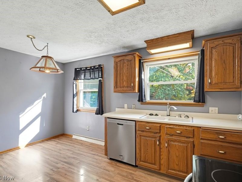 1718 Woodlawn Avenue NW, Canton, OH 44708 Photo 4