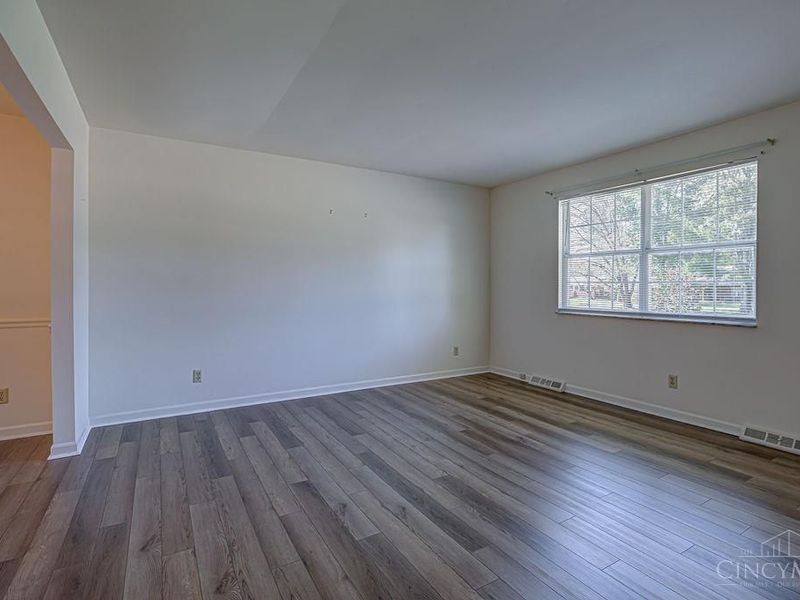 6172 Winding, Maineville, OH 45039 Photo 4