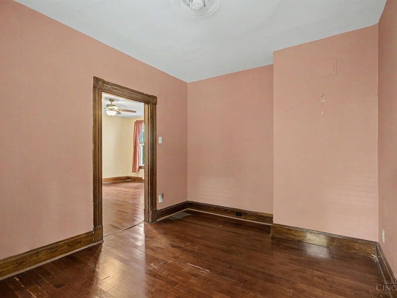 10402 Burlington Road, Springfield Township, OH 45231 Photo 11