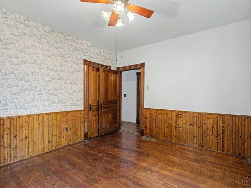 10402 Burlington Road, Springfield Township, OH 45231 Photo 13