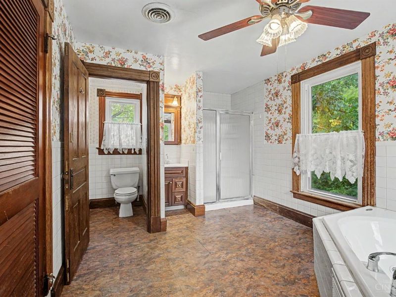 10402 Burlington Road, Springfield Township, OH 45231 Photo 26