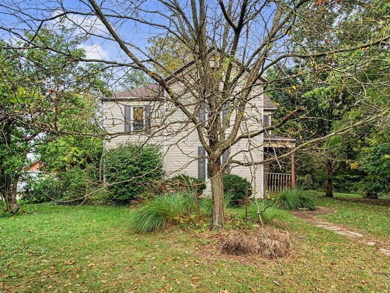 10402 Burlington Road, Springfield Township, OH 45231 Photo 3