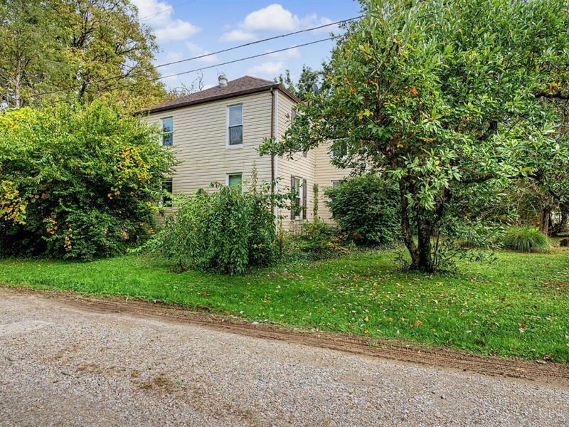 10402 Burlington Road, Springfield Township, OH 45231 Photo 43