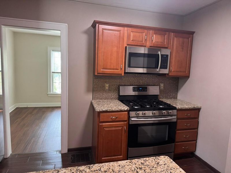1480 E 24th Avenue , Columbus, OH 43211 Photo 18