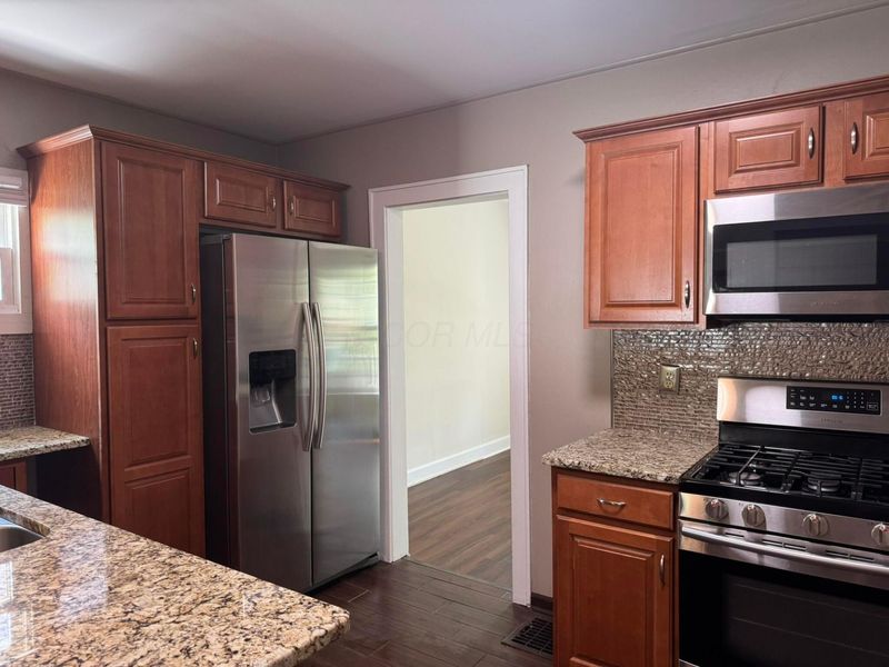 1480 E 24th Avenue , Columbus, OH 43211 Photo 19