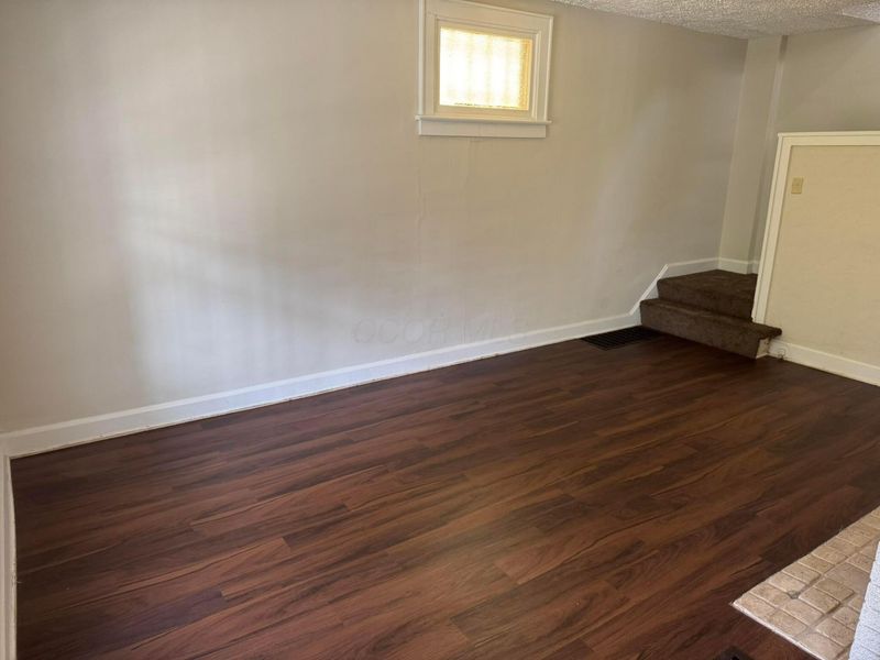 1480 E 24th Avenue , Columbus, OH 43211 Photo 6