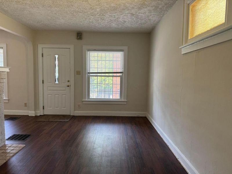 1480 E 24th Avenue , Columbus, OH 43211 Photo 9