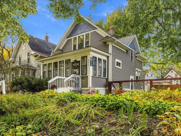 771 Ottawa Avenue, Saint Paul, MN 55107