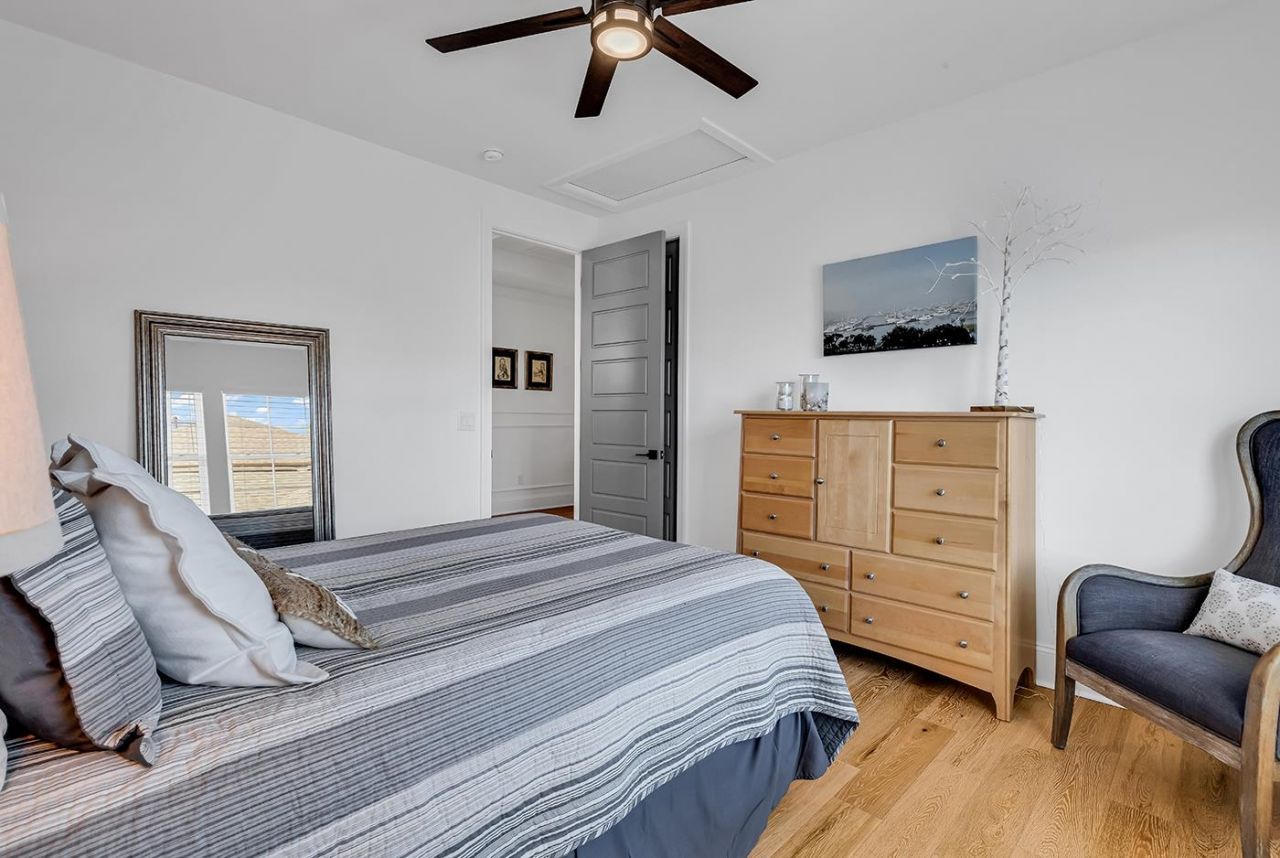 6722 Ocean Breeze Loop  Photo 30