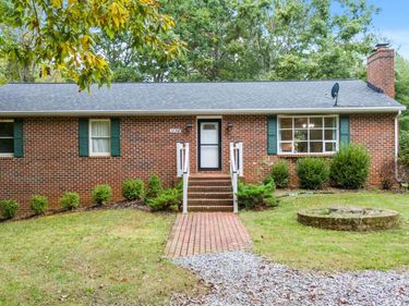 1136 Laughlin Lane, Forest, VA 24551