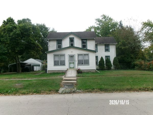 319 W Park Avenue , Watseka, IL 60970