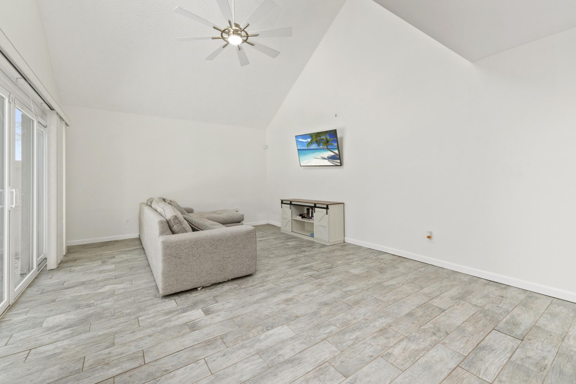 1100 SE Mitchell Avenue, Unit 204, Port Saint Lucie, FL 34952 Photo