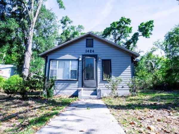 1424 NE 1ST AVENUE , GAINESVILLE, FL 32641