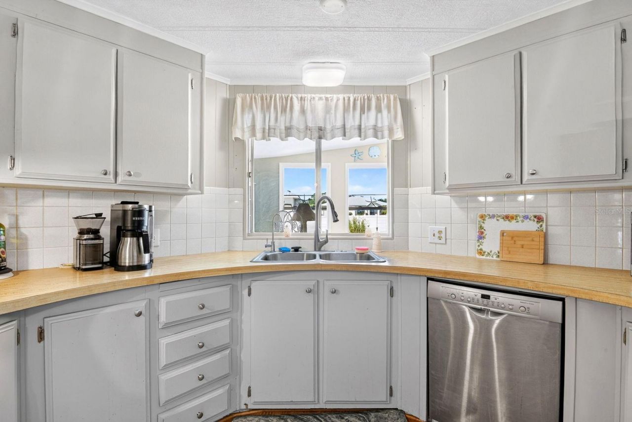 2107 Palma Sola Boulevard, Unit 12, Bradenton, FL 34209 Photo