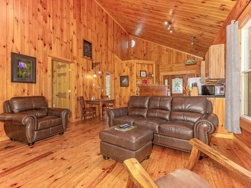 28560 Blackjack Road, Logan, OH 43138 Photo 10