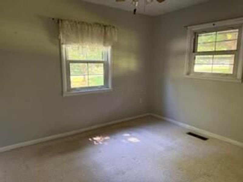 1715 England Hollow Road , Chillicothe, OH 45601 Photo 3