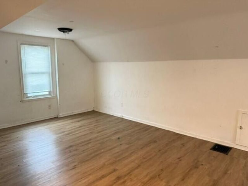 1352 E 20th Avenue , Columbus, OH 43211 Photo 16