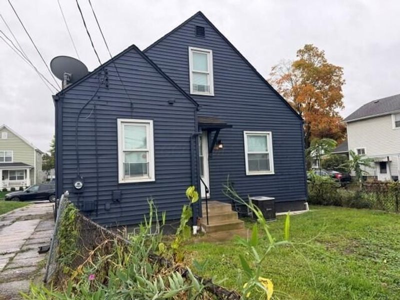1352 E 20th Avenue , Columbus, OH 43211 Photo 4