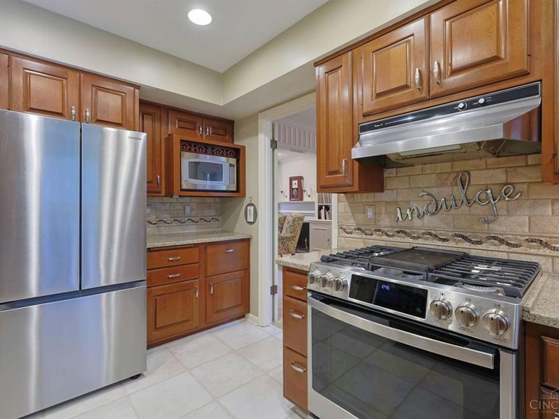 6431 Pepperell Lane, Sycamore Township, OH 45236 Photo 16