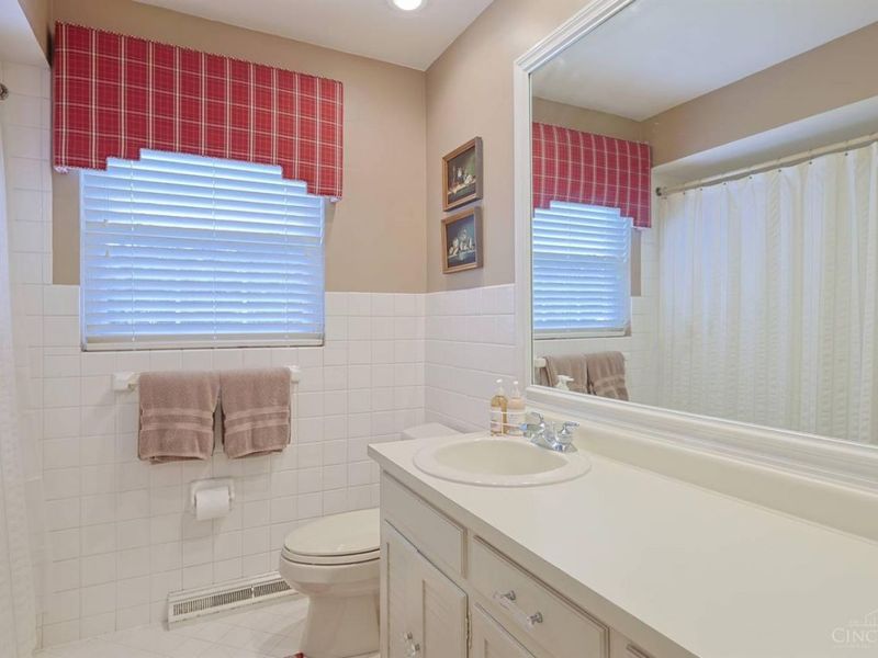 6431 Pepperell Lane, Sycamore Township, OH 45236 Photo 23