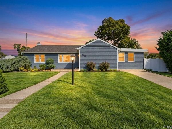 1871 Relyea Drive , Merrick, NY 11566
