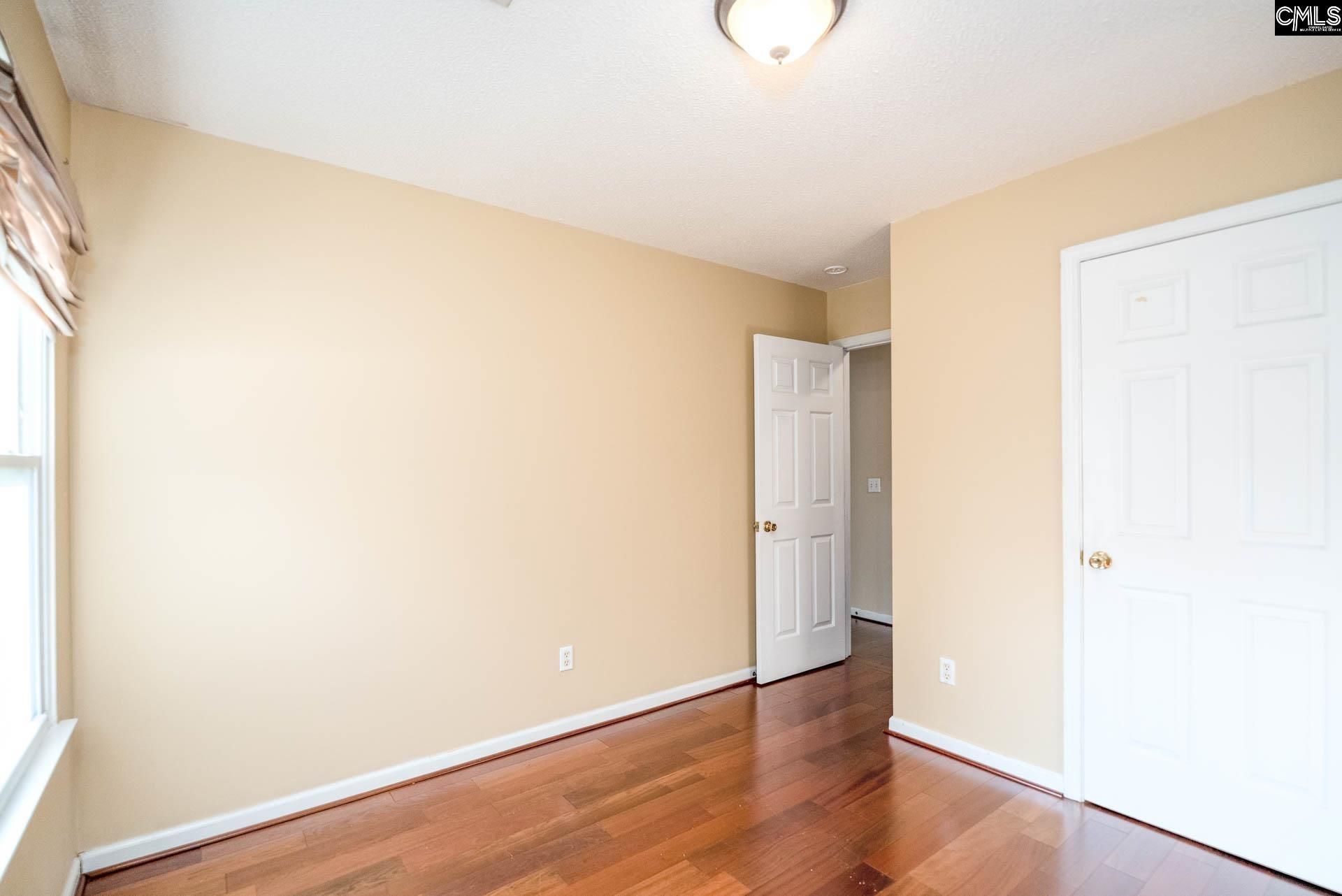 104 Longshadow Drive  Photo 23
