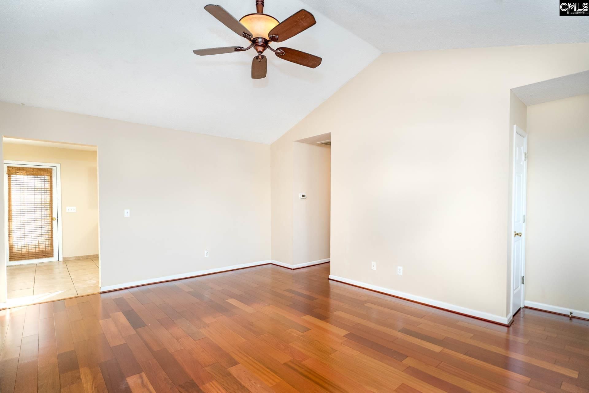 104 Longshadow Drive  Photo 9