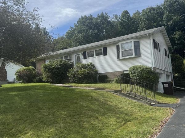 16 Judd Lane, Wynantskill, NY 12198